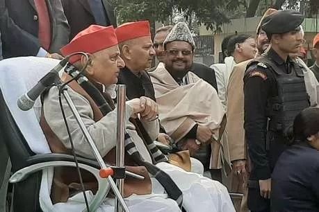 कार्यकर्ताओं को संकल्प करना चाहिए कि हम अन्याय के खिलाफ लड़ेंगे : मुलायम सिंह