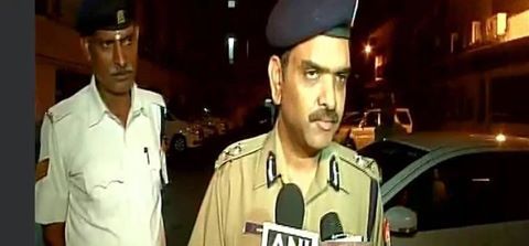 विधानसभा में मिला विस्फोटक बना सरकार के गले की फांस, अफसर नहीं दे पा रहे जवाब विधानसभा में मिला विस्फोटक बना सरकार के गले की फांस, अफसर नहीं दे पा रहे जवाब