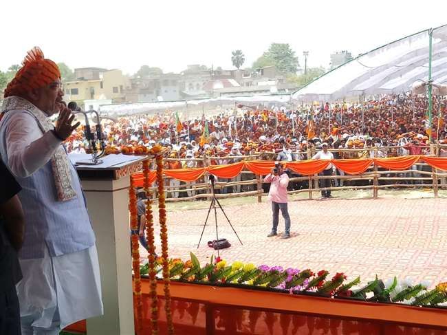 मनोज सिन्हा के नामांकन में शामिल हुए अमित शाह