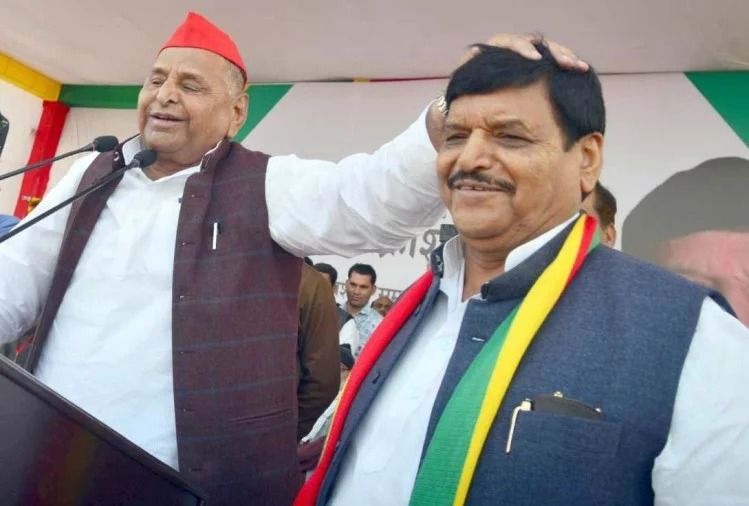 शिवपाल ने नेताजी के समर्थन में सैफई में कार्यकर्ता सम्मेलन किया