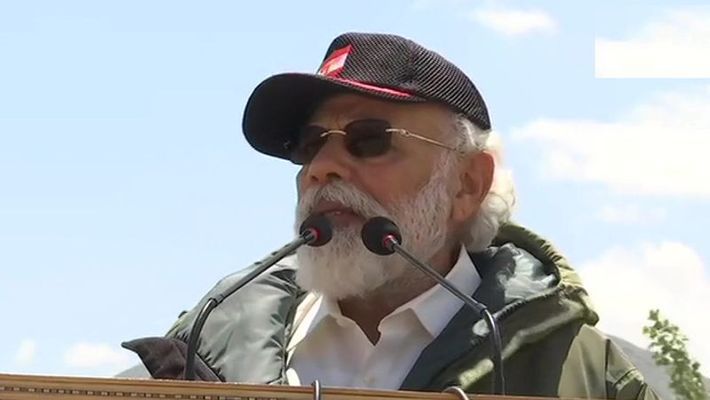 प्रधानमंत्री नरेंद्र मोदी का लद्दाख दौरा – वैश्विक रणनीति व कूटनीति का हिस्सा - प्रोफेसर (डॉ.) योगेन्द्र यादव