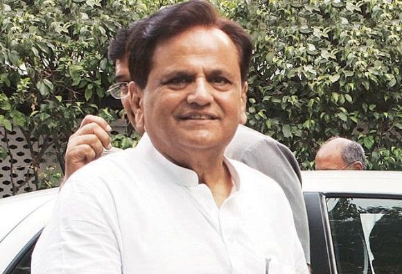 अहमद पटेल को मिली राहत, एनसीपी के दो विधायक देंगे वोट अहमद पटेल को मिली राहत, एनसीपी के दो विधायक देंगे वोट