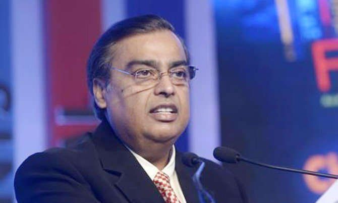 Reliance AGM Live: ग्राहकों को मुफ्त में मिलेगा जियो 4जी फीचर फोन Reliance AGM Live: ग्राहकों को मुफ्त में मिलेगा जियो 4जी फीचर फोन