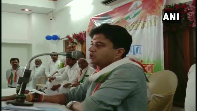अपनी ही सरकार के विरोध में उतरे सिंधिया, कहा- कर्जमाफी पर पूरा नहीं हुआ वादा