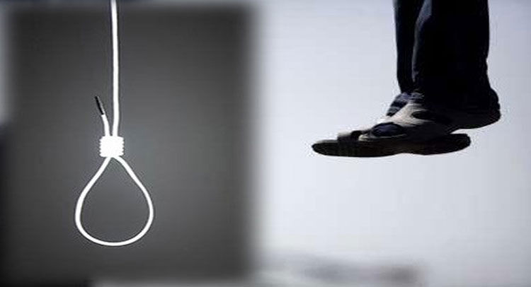 साकेत कालेज की छात्रा की फांसी लगाने से हुई संदिग्ध मौत, पुलिस जांच में जुटी साकेत कालेज की छात्रा की फांसी लगाने से हुई संदिग्ध मौत, पुलिस जांच में जुटी