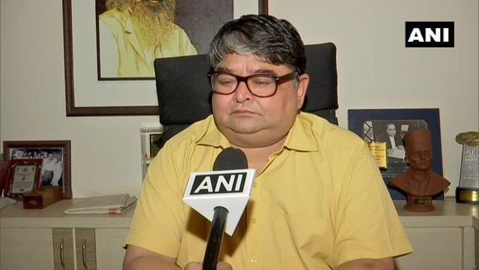 उद्धव को वीर सावरकर के पोते ने याद दिलाया हिंदुत्व का मुद्दा