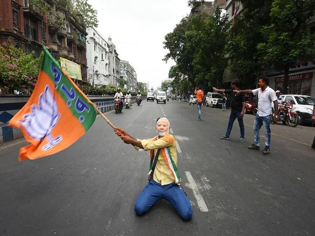 मोदी का जादू विधानसभा चुनावों में भी लोगों के सिर चढ़कर बोल रहा, सभी चैनलों के एग्जिट पोल में महाराष्ट्र-हरियाणा में BJP सरकार