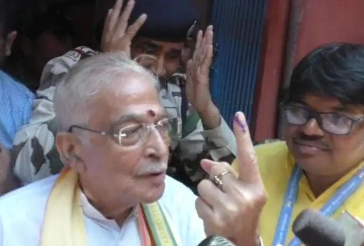 यूपी की 13 सीटों पर 11 बजे तक 22.62 प्रतिशत मतदान, महाराजगंज सबसे आगे यूपी की 13 सीटों पर 11 बजे तक 22.62 प्रतिशत मतदान, महाराजगंज सबसे आगे