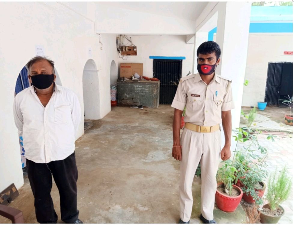 वाराणसी गैंग बनाकर जमीनों पर कब्जा करने के मामले में रिंकू सिंह के खिलाफ गैंगेस्टर एक्ट लगा वाराणसी गैंग बनाकर जमीनों पर कब्जा करने के मामले में रिंकू सिंह के खिलाफ गैंगेस्टर एक्ट लगा