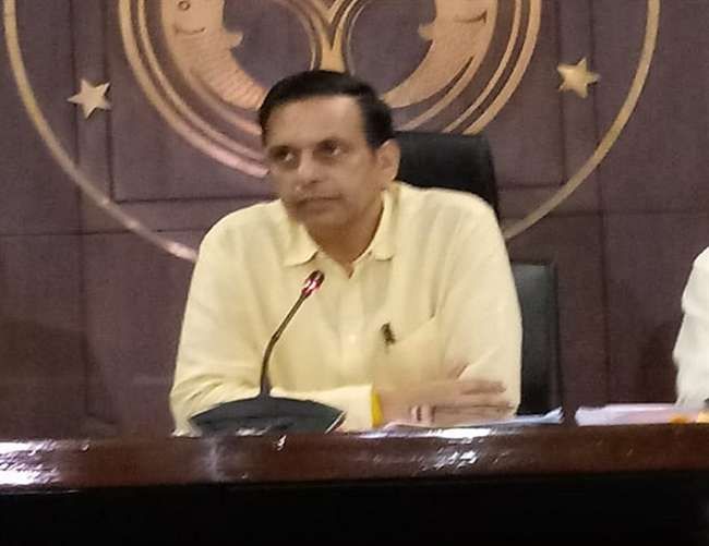 डॉ.कफील का झूठ सामने आया, प्रमुख सचिव चिकित्सा शिक्षा ने बताया- डॉ.कफील को क्लीन चिट नहीं दी गई डॉ.कफील का झूठ सामने आया, प्रमुख सचिव चिकित्सा शिक्षा ने बताया- डॉ.कफील को क्लीन चिट नहीं दी गई