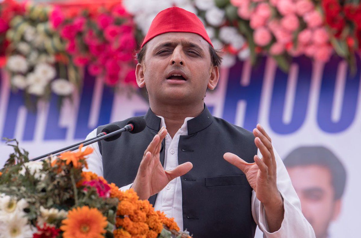 हाईकोर्ट दखल न देता तो बच जाता आरोपी सेंगर :अखिलेश हाईकोर्ट दखल न देता तो बच जाता आरोपी सेंगर :अखिलेश