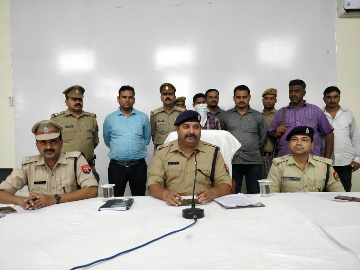 दो दिन पूर्व थाना बागवाला क्षेत्र में हुई नाबालिक बालिका की हत्या का खुलासा,आरोपी गिरफ्तार दो दिन पूर्व थाना बागवाला क्षेत्र में हुई नाबालिक बालिका की हत्या का खुलासा,आरोपी गिरफ्तार