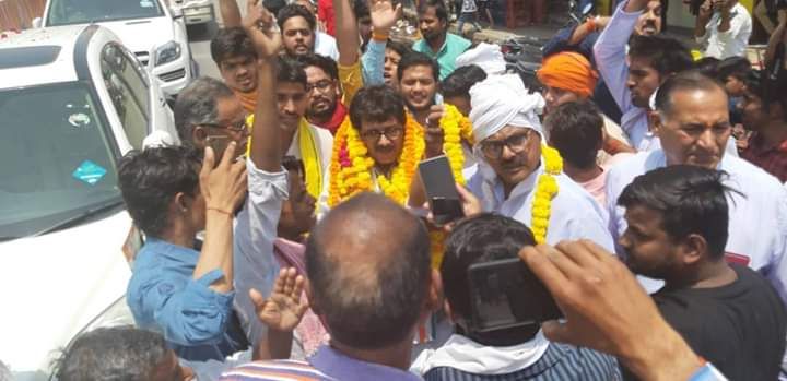 कांग्रेस प्रत्याशी योगेश शुक्ला का मेजारोड में हुआ भव्य स्वागत।