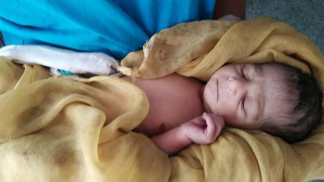 शाहजहांपुर में 20 दिन की नवजात बच्ची को जिंदा ही गड्ढे में दफन कर दिया