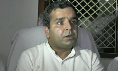 AMU छात्रों पर हो रही है फर्जी कार्रवाई AMU छात्रों पर हो रही है फर्जी कार्रवाई