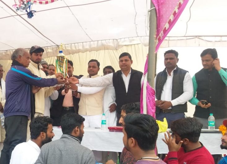 अभिज्ञान डेवलपर को हराकर दिल्ली ने फाइनल जीता अभिज्ञान डेवलपर को हराकर दिल्ली ने फाइनल जीता