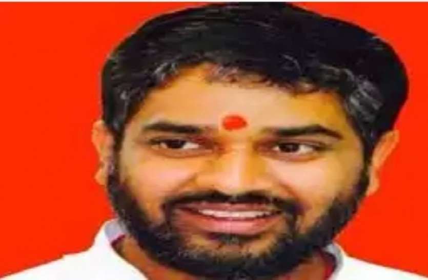 दिल्ली- लोकसभा चुनाव के दौरान टिकट को लेकर नीरज शेखर को अपमानित किया गया था नीरज शेखर ने राज्यसभा से दिया इस्तीफ़ा, नीरज शेखर बीजेपी ज्वाइन कर सकते हैं।