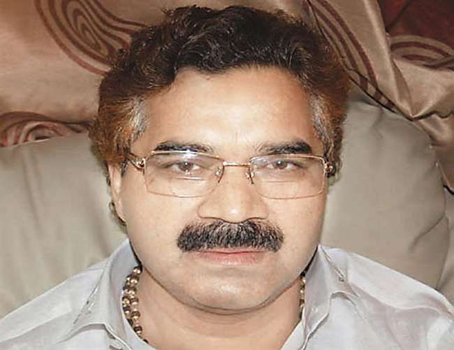 रामवीर उपाध्याय को परिवार सहित खत्म करने की धमकी रामवीर उपाध्याय को परिवार सहित खत्म करने की धमकी