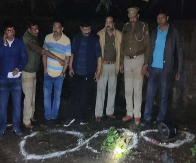पुलिस और बदमाशों के बीच मुठभेड़, पैर पर लगी गोली पुलिस और बदमाशों के बीच मुठभेड़, पैर पर लगी गोली
