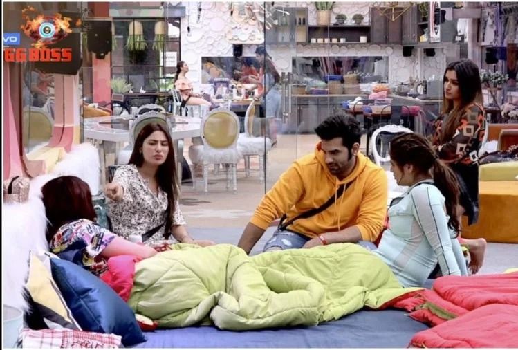 बिग बॉस में बेड शेयरिंग खत्म,#Boycott_BigBoss ट्रेंड होते ही पलटा फैसला