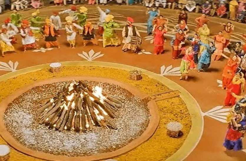 लोहड़ी पर सुनते हैं दुल्ला भट्टी की कहानी लोहड़ी पर सुनते हैं दुल्ला भट्टी की कहानी