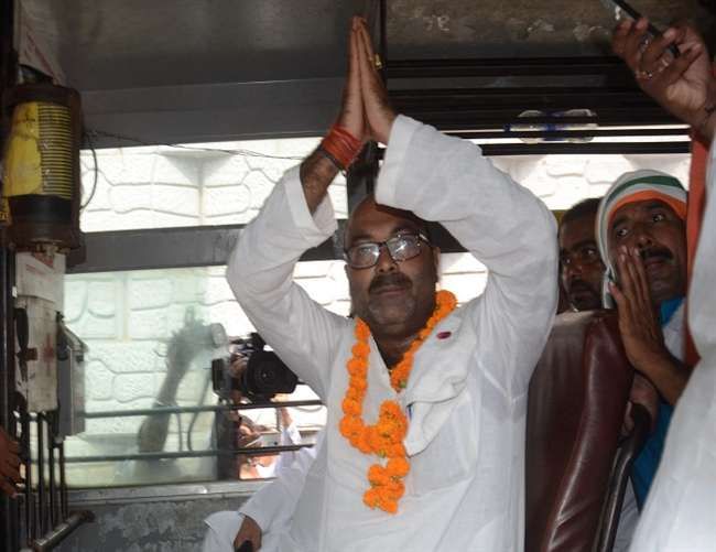 सिनेमा के टिकट तक ब्लैक करने वाले यूपी कांग्रेस अध्यक्ष अजय कुमार लल्लू पर 32 मुकदमे