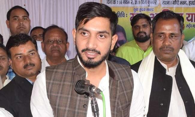 प्रसपा महासचिव आदित्य यादव 5 बजे प्रतापगढ़ पहुंचेंगे, कई जगहों पर आदित्य यादव का स्वागत कार्यक्रम, 6 बजे एक तिलक कार्यक्रम में पहुंचेंगे, रात 9.30 बजे लखनऊ के लिए रवाना होंगे।