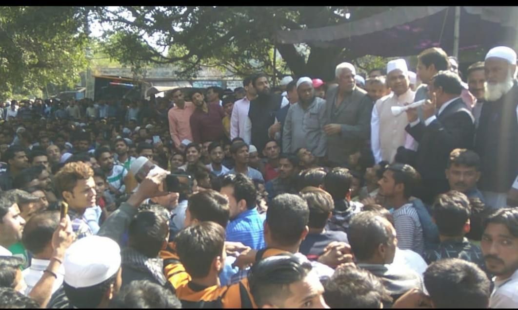 लोकतंत्र बचाओ मोर्चा ने पीतल मजदूरों को उजाड़ने के विरोध में जिला मुख्यालय पर धरना दिया लोकतंत्र बचाओ मोर्चा ने पीतल मजदूरों को उजाड़ने के विरोध में जिला मुख्यालय पर धरना दिया