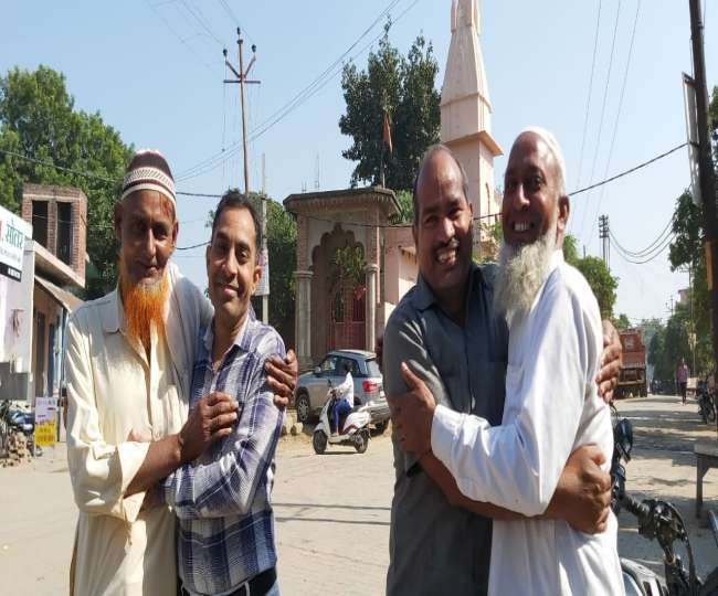 हार-जीत का मामला नहीं, हर कोई कर रहा अयोध्या फैसले का स्वागत, गले मिल दे रहें बधाई हार-जीत का मामला नहीं, हर कोई कर रहा अयोध्या फैसले का स्वागत, गले मिल दे रहें बधाई