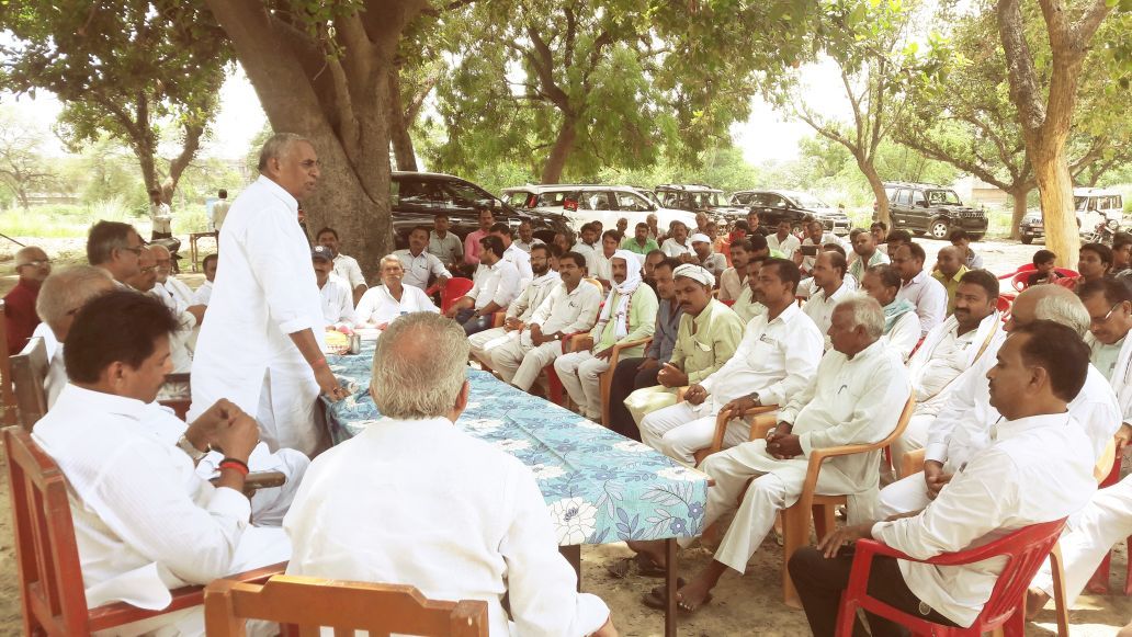 समाजवादियों की बढती ताकत से घबराकर शिलान्यास का शिलान्यास कर रहे है मोदी योगी-पारसनाथ यादव