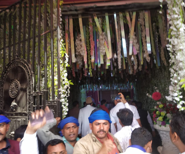भीम आर्मी प्रमुख चंद्रशेखर को कार्यक्रम करने की मिली इजाजत, नई पार्टी का करेंगे एलान भीम आर्मी प्रमुख चंद्रशेखर को कार्यक्रम करने की मिली इजाजत, नई पार्टी का करेंगे एलान