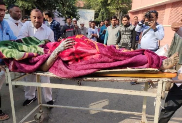 सहारनपुर: पटाखा फैक्टरी में भीषण आग लगने से आधा दर्जन मजदूर झुलसे