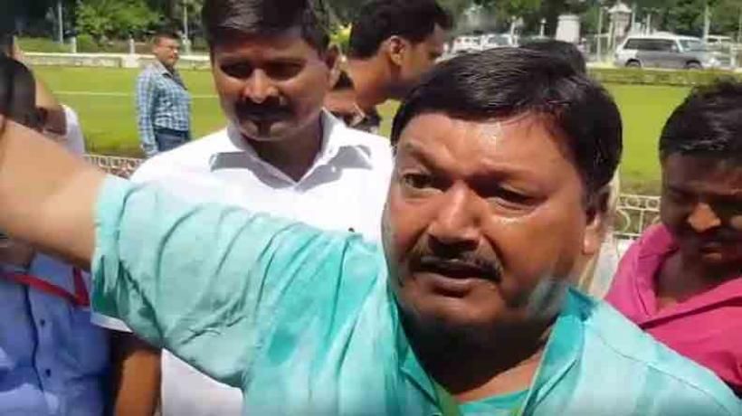 जय श्री राम नारा लगाने वाले नीतीश के मंत्री खुर्शीद पर चला फतवे का डंडा, इस्लाम से बेदखल-तलाक जय श्री राम नारा लगाने वाले नीतीश के मंत्री खुर्शीद पर चला फतवे का डंडा, इस्लाम से बेदखल-तलाक