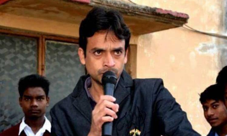 मज़ाक-मज़ाक में ही पंकज ने एक ऐसी राह पकड़ ली थी जो आगे चलकर एक त्रासदी में बदल जाने वाली थी।