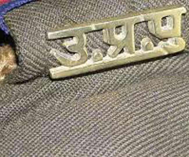 सीतापुर- रैंकिंग के दौरान हुई दारोगा की मौत. सीतापुर पीटीसी में प्रशिक्षण के दौरान हुई मौत. ठंड के कारण दारोगा देवेंद्र सिंह तोमर को आया हार्ट अटैक. झांसी में तैनात थे दारोगा देवेंद्र सिंह