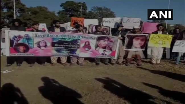 बलूचिस्तान में पाकिस्तान सरकार के खिलाफ प्रदर्शन, सेना पर बड़े आरोप