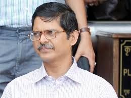अमिताभ ठाकुर को संपत्ति विवरण में भ्रामक व गलत सूचना देने का दोषी पाया गया अमिताभ ठाकुर को संपत्ति विवरण में भ्रामक व गलत सूचना देने का दोषी पाया गया