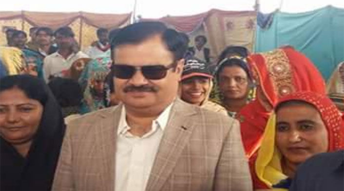 एक हिन्दू ने पाकिस्तान चुनाव में धमाकेदार जीत हासिल की एक हिन्दू ने पाकिस्तान चुनाव में धमाकेदार जीत हासिल की