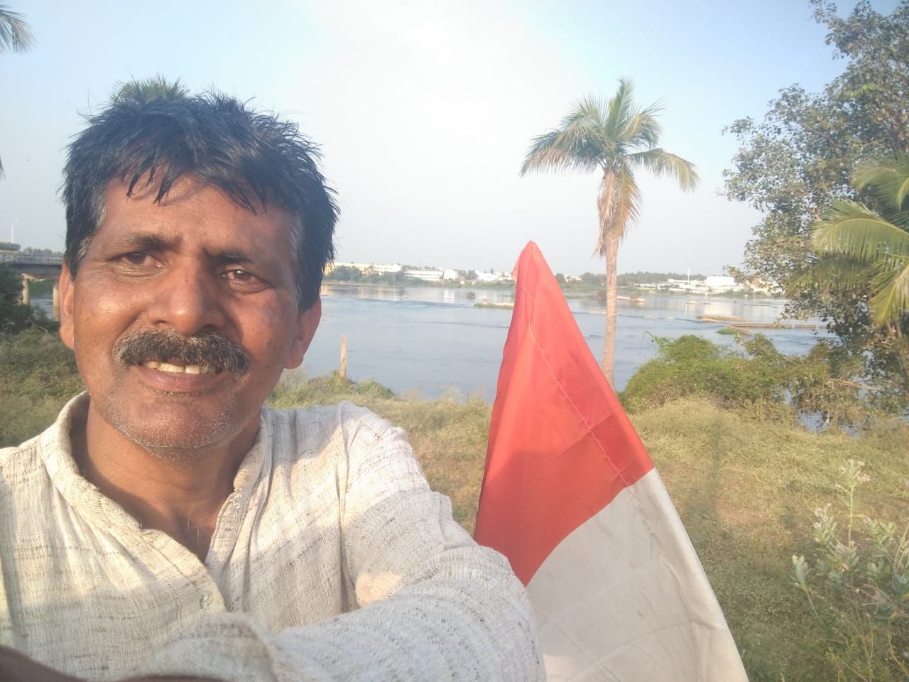 शंख गिरि पहुंची सायकिल यात्रा, तलहटी में बसे गावों में लोगों को कर रही है पर्यावरण के प्रति जागरूक शंख गिरि पहुंची सायकिल यात्रा, तलहटी में बसे गावों में लोगों को कर रही है पर्यावरण के प्रति जागरूक