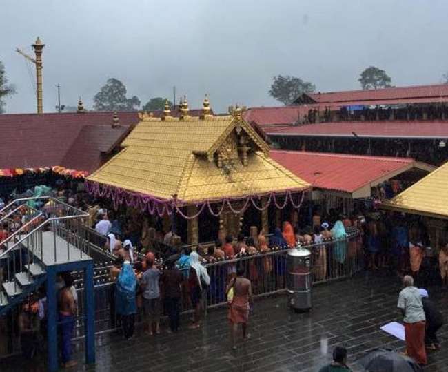 टूट गई परंपरा, दो महिलाओं ने की पूजा, शुद्धिकरण के लिए बंद किया मंदिर