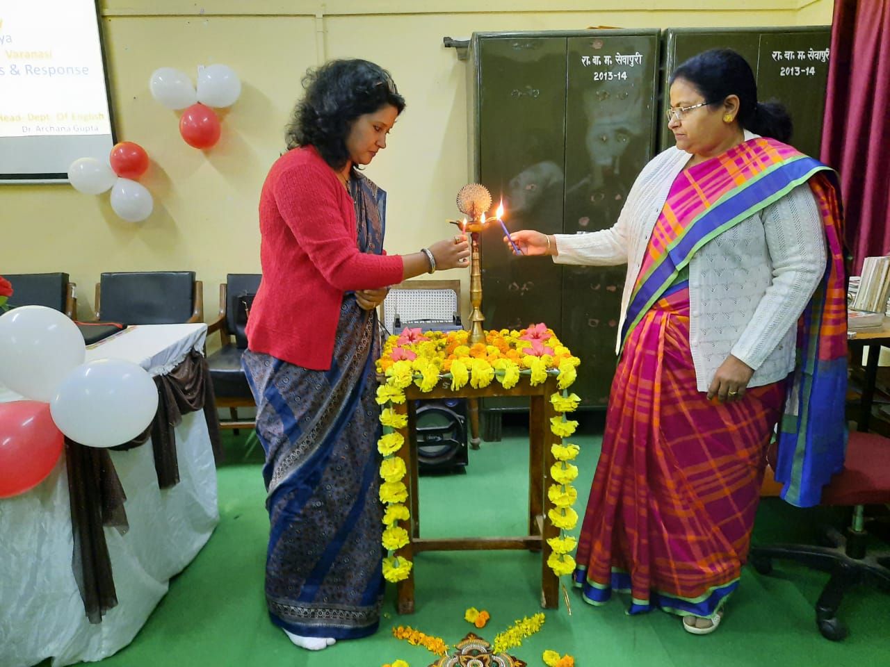 डॉ कविता आर्या ने हेमलेट नाटक का मनोवैज्ञानिक विश्लेषण प्रस्तुत किया डॉ कविता आर्या ने हेमलेट नाटक का मनोवैज्ञानिक विश्लेषण प्रस्तुत किया