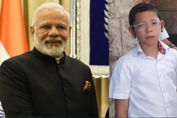 प्रधानमंत्री मोदी से मिलने पहुंचे बेबी मोशे, 26/11 हमले में खोए थे माता-पिता प्रधानमंत्री मोदी से मिलने पहुंचे बेबी मोशे, 26/11 हमले में खोए थे माता-पिता