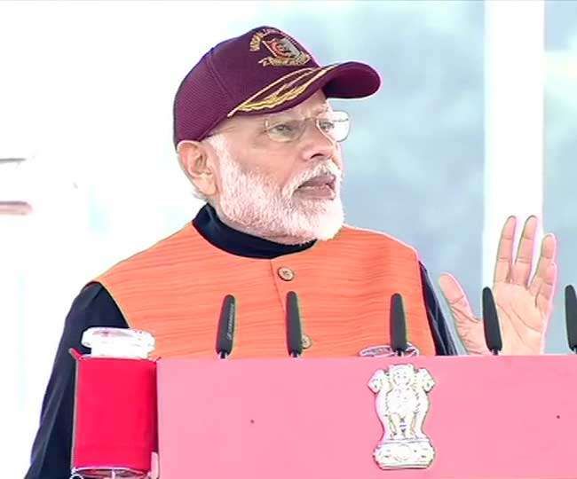 सीएए पर बोले पीएम मोदी, क्या सताए हुए लोगों की मदद नहीं करनी चाहिए?