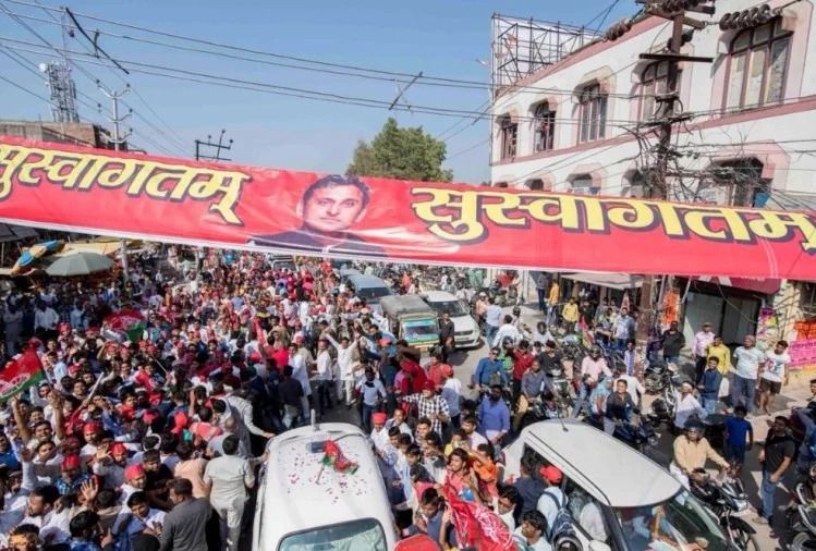 अखिलेश का दावा है कि समर्थन की लहर नहीं, तूफान है अखिलेश का दावा है कि समर्थन की लहर नहीं, तूफान है