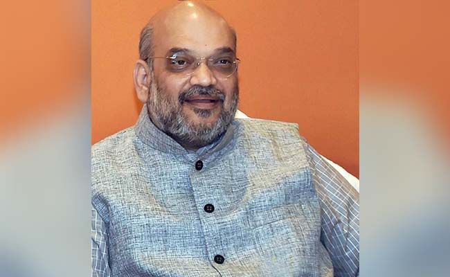क्या समाजवादी कुनबे में फूट का फायदा उठाने की फ़िराक में हैं शाह? क्या समाजवादी कुनबे में फूट का फायदा उठाने की फ़िराक में हैं शाह?