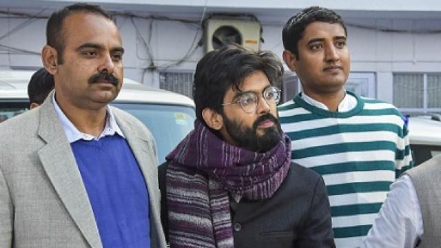 देशद्रोह के आरोपी शरजील इमाम के समर्थन में मुंबई में लगे नारे देशद्रोह के आरोपी शरजील इमाम के समर्थन में मुंबई में लगे नारे