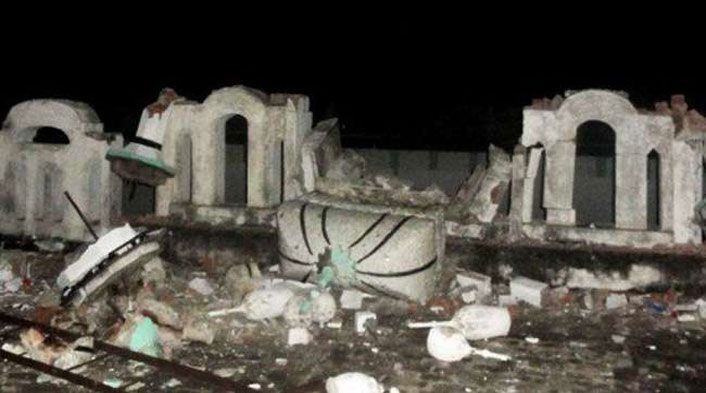 पाकिस्तान में अल्पसंख्यक अहमदिया मस्जिद को गिरा दिया गया