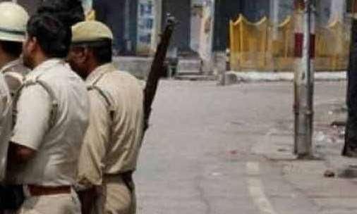उन्नाव में शव दफनाने को लेकर आमने सामने आए दो संप्रदायों के लोग, तनाव के हालात