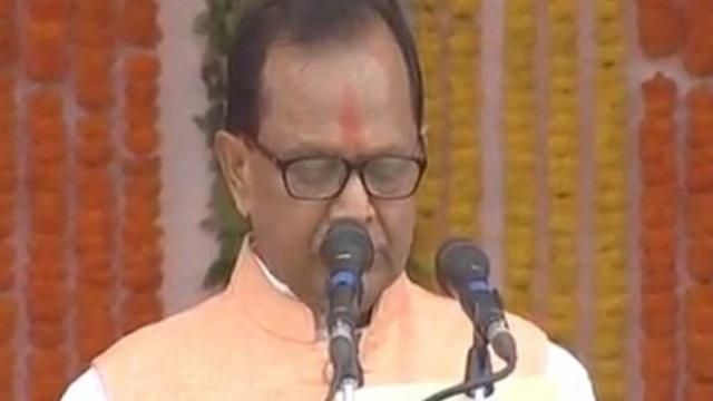 विकास का दावा कर पूरा न करने वाले MLA के मुंह पर पोत दें कालिख विकास का दावा कर पूरा न करने वाले MLA के मुंह पर पोत दें कालिख