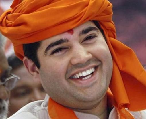 पीएम मोदी के प्रयास से मसूद अजहर वैश्विक आतंकी घोषित : वरूण गांधी पीएम मोदी के प्रयास से मसूद अजहर वैश्विक आतंकी घोषित : वरूण गांधी